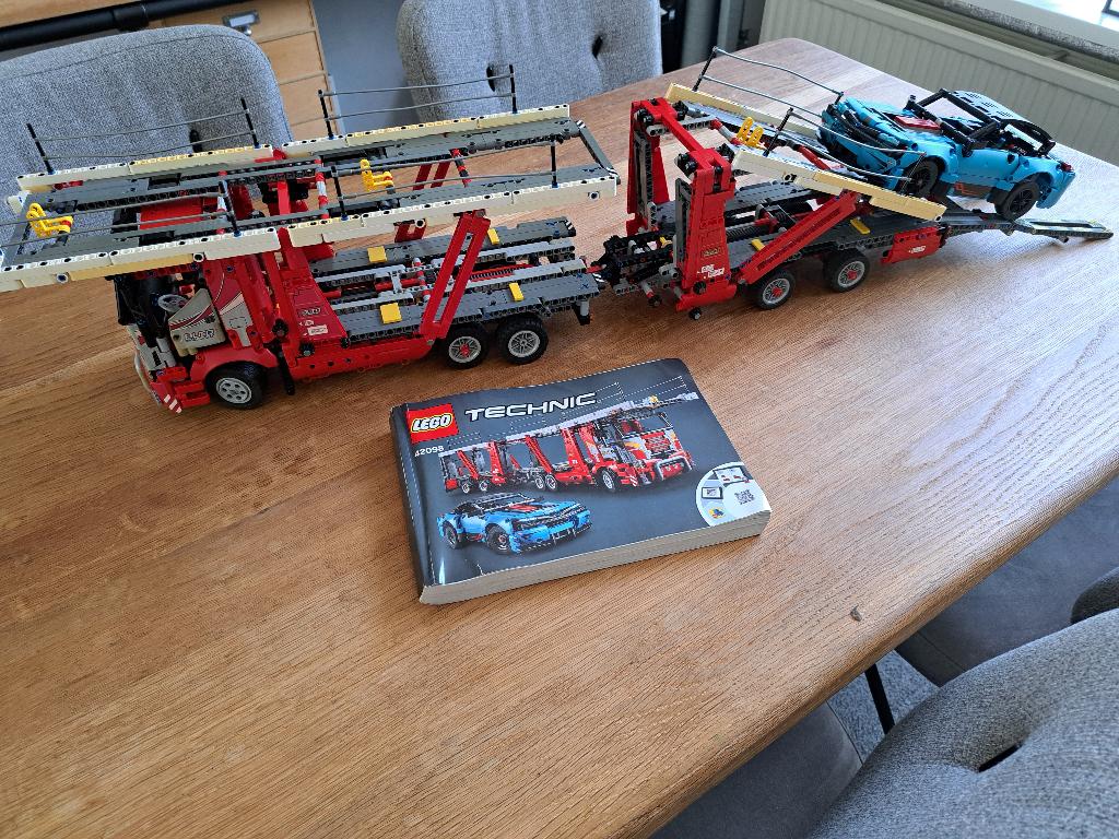 Lego autotransporter 42098, Compleet, Gebruikt, Lego, Ophalen of Verzenden