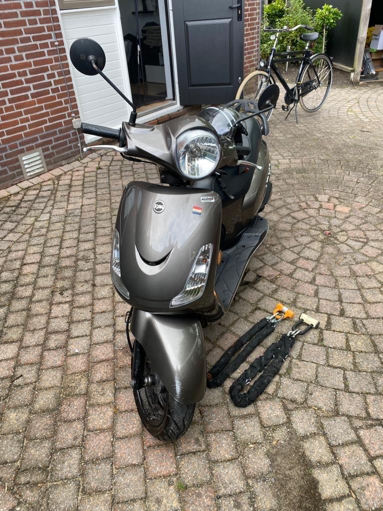 Snorscooter Sym FIDDLE II E4, Fietsen en Brommers, Snorfietsen en Snorscooters, Ophalen, Gebruikt, SYM, Benzine