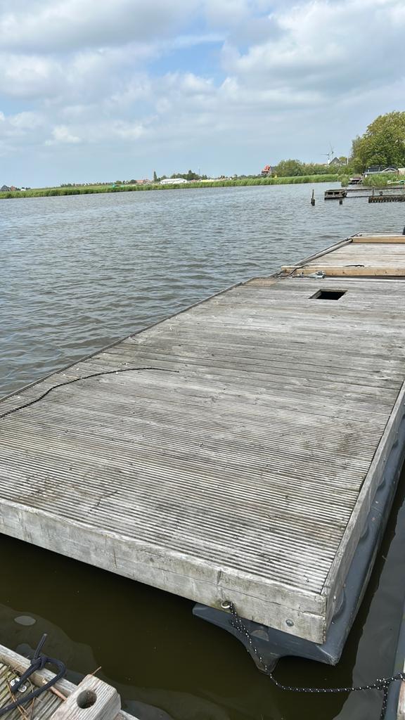 Steiger/boot/vlot, Ophalen, Zo goed als nieuw