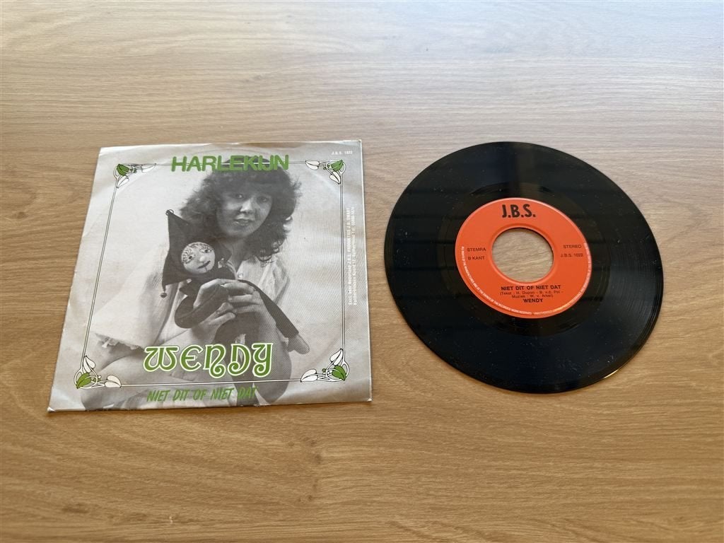 Harlekijn - wendy, Ophalen of Verzenden, Zo goed als nieuw, Nederlandstalig