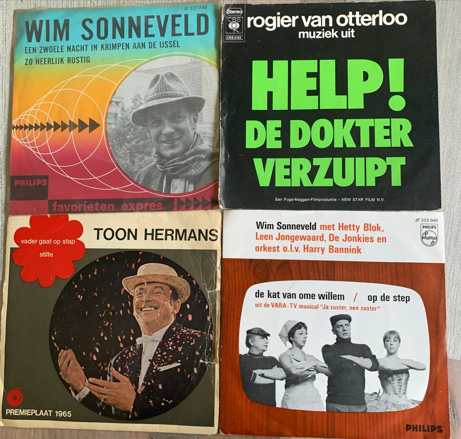 4x Wim Sonneveld, Toon Hermans, Rogier van Otterloo Singles, Originele persing, Ophalen of Verzenden, Gebruikt, Nederlandstalig