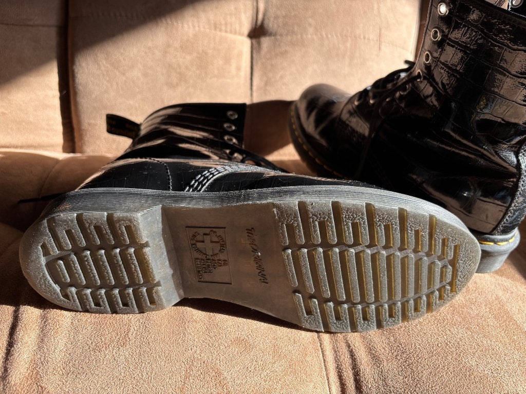 Dr martens, Zwart, Lage of Enkellaarzen, Nieuw, Ophalen of Verzenden