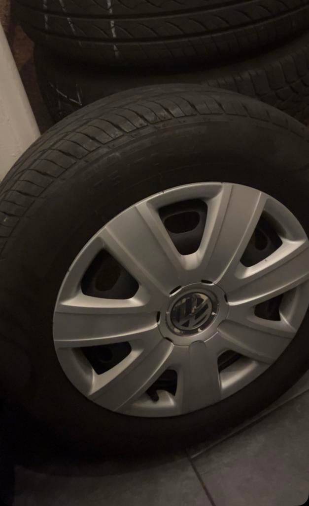 Set (4) banden vw polo R6 . 14 inch. 60€, Ophalen, Zo goed als nieuw