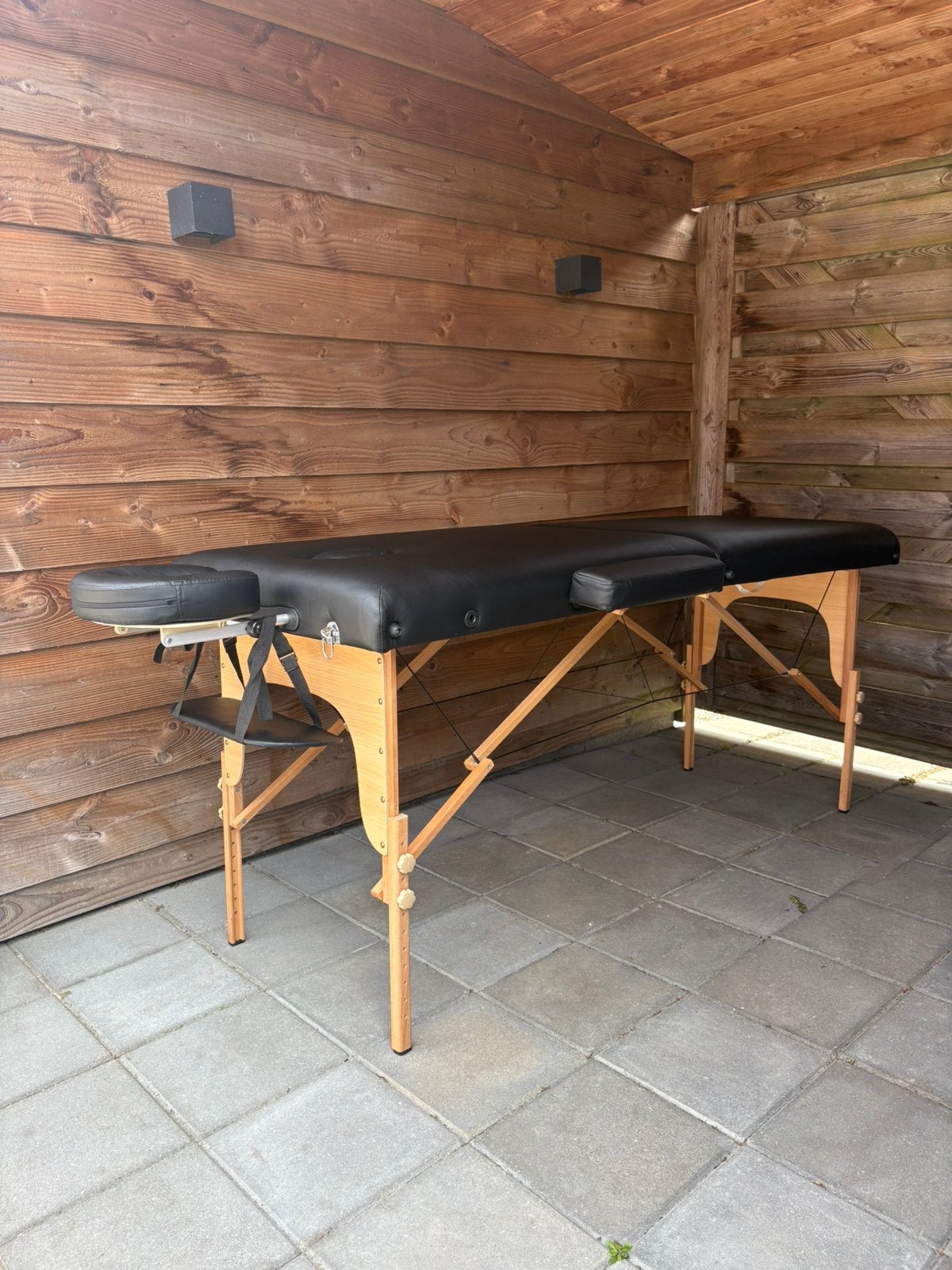 Massagetafel met houten onderstel, Sport en Fitness, Ophalen, Gebruikt, Massagetafel