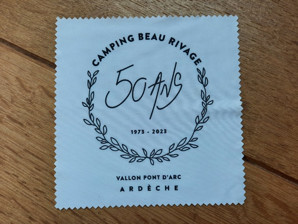 Brillendoekje Camping Beau Rivage Vallon Pont d'Arc Ardèche, Sieraden, Tassen en Uiterlijk, Ophalen of Verzenden, Overige merken