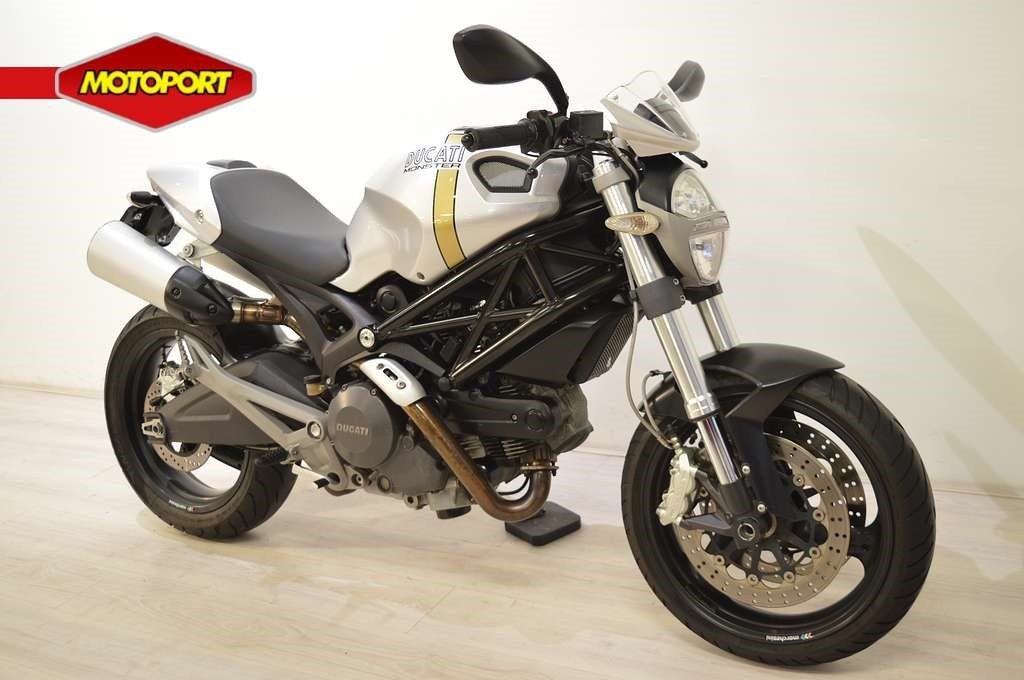 Ducati MONSTER 696 + (bj 2008), Bedrijf, Distributeur@ducati.fr, DUCATI WEST EUROPE SAS, 390, rue d' Estienne d'Orves
92701  COLOMBES CEDEX, FR