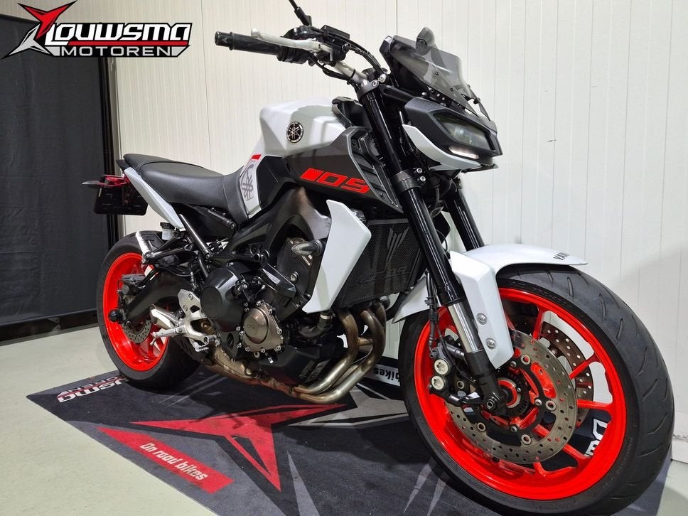 YAMAHA MT 09 ABS ICE FLUO|Quickshift|NLMOTOR|Garantie mt09, Traction Control, Motorrijbewijs A, Bedrijf, 3 cilinders