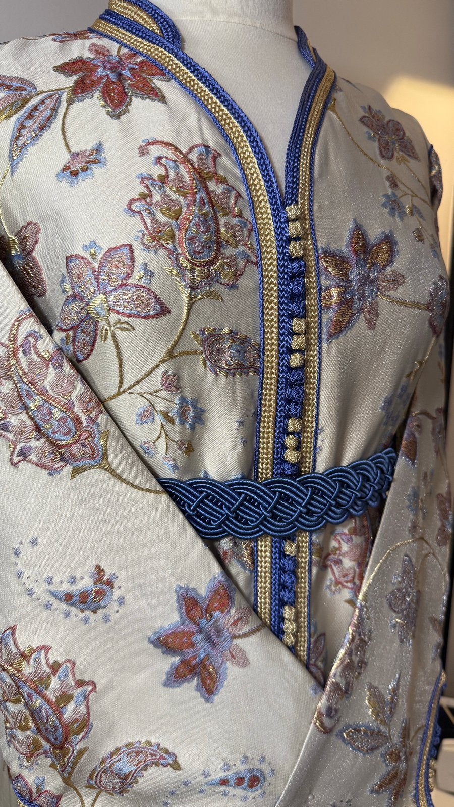 Caftan nieuw brokaat, Kleding | Dames, Ophalen, Nieuw, Maat 46/48 (XL) of groter, Overige typen