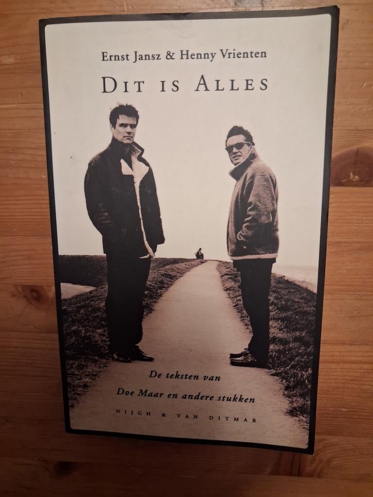 Dit is Alles. De teksten van Doe Maar en andere stukken, Boeken, Ophalen of Verzenden, Gelezen, Overige