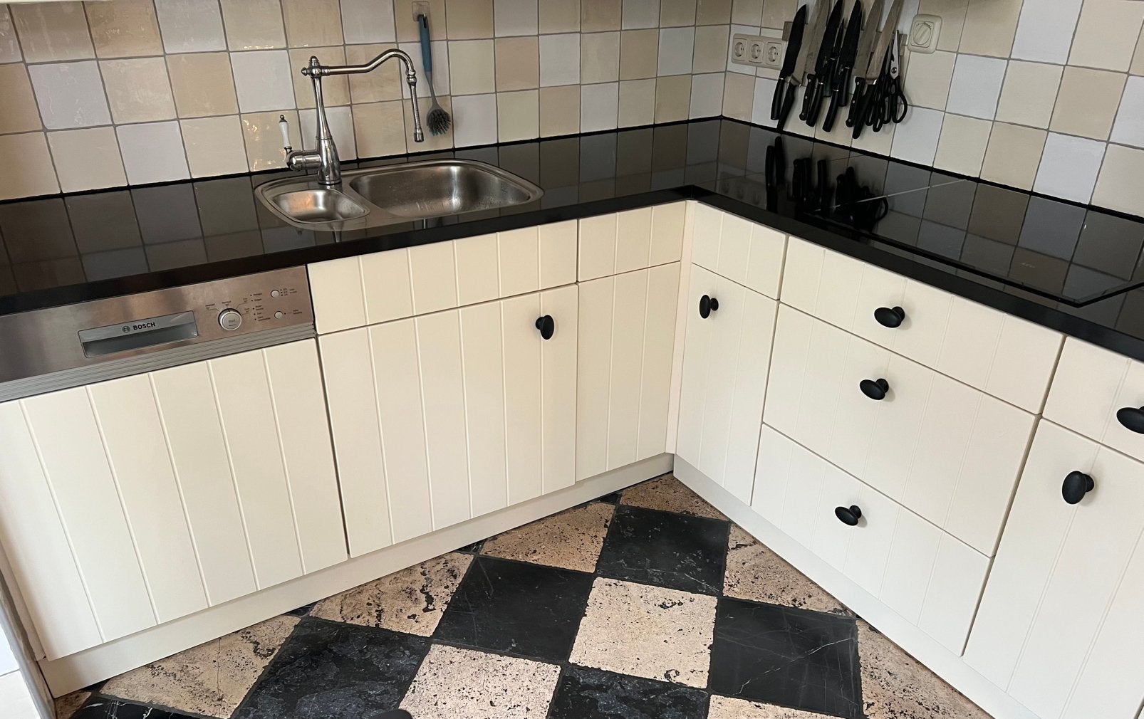 Landelijke hoek keuken met apparatuur, Ophalen, Gebruikt, Overige kleuren, Hoekkeuken