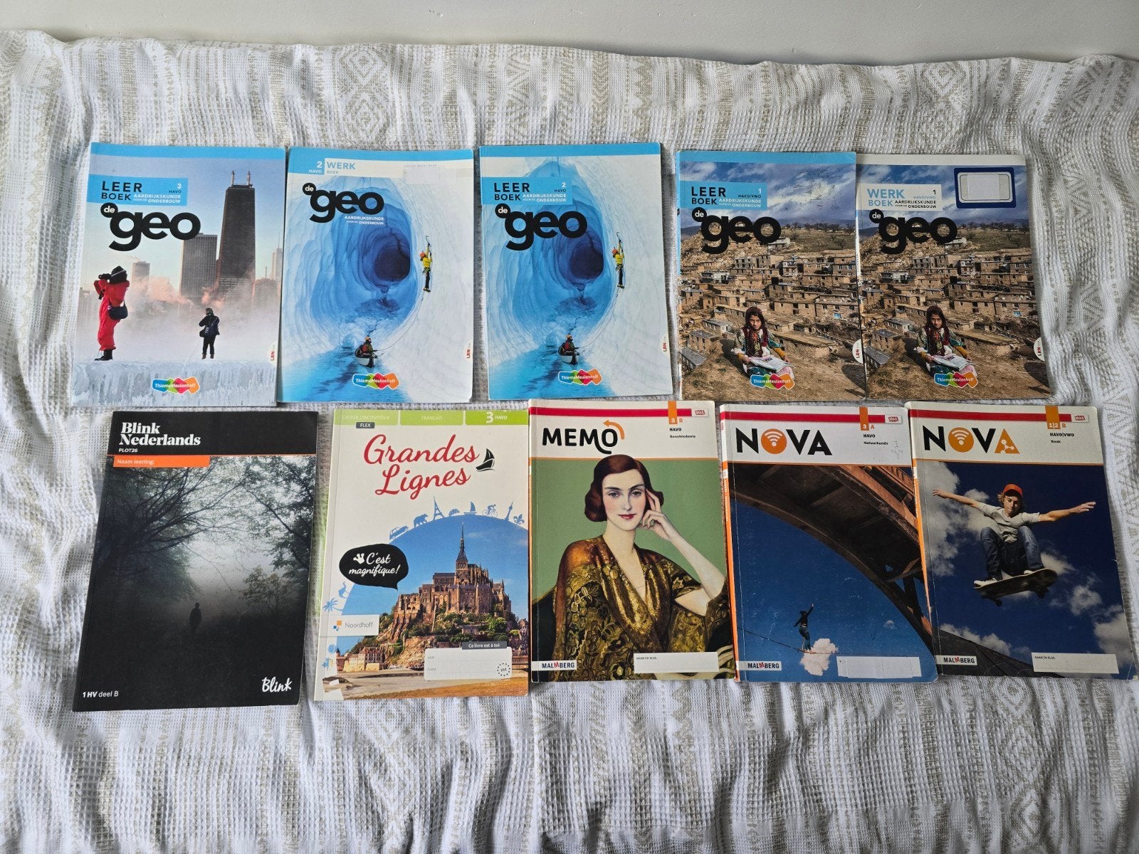 Schoolboeken HAVO/VWO – De Geo, NOVA, MEMO, Grandes Lignes, Ophalen of Verzenden, Zo goed als nieuw, HAVO, Aardrijkskunde