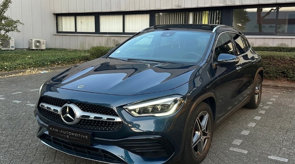 Mercedes-Benz GLA 180d AMG | Panorama | Burmester, Auto's, Mercedes-Benz, 1998 cc, Euro 6, 4 cilinders, Bedrijf
