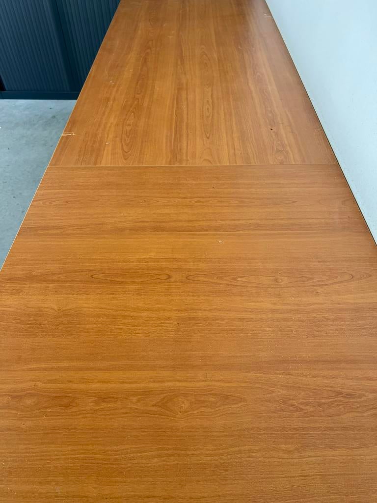 Lange houten tafel met metalen onderstel 240 x 80, Huis en Inrichting, Tafels | Eettafels, Ophalen, Gebruikt, 200 cm of meer, 50 tot 100 cm