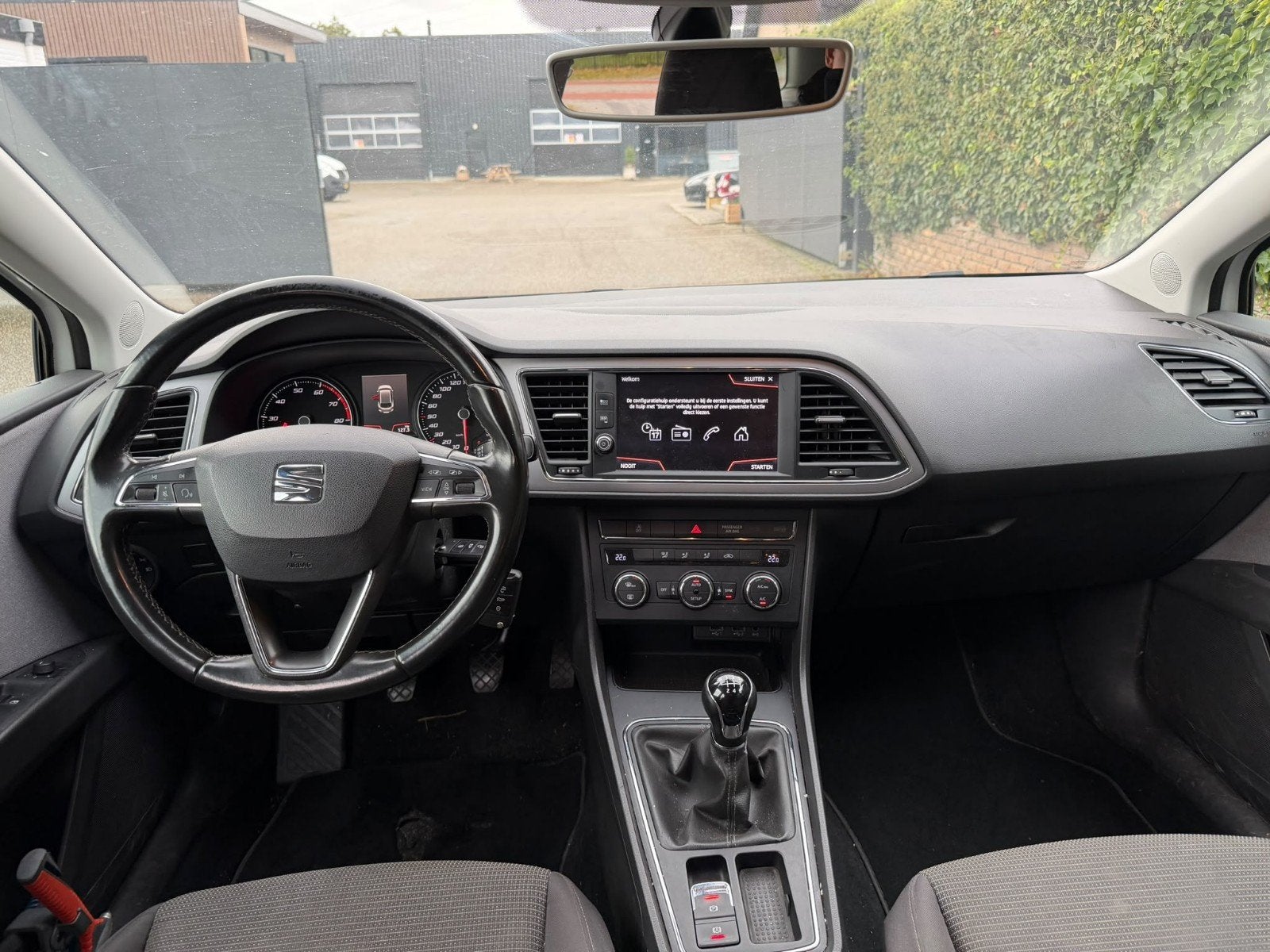 Seat Leon 1.0 Ecotsi 115PK 2018 Wit, Auto's, Voorwielaandrijving, Leon, 620 kg, Origineel Nederlands