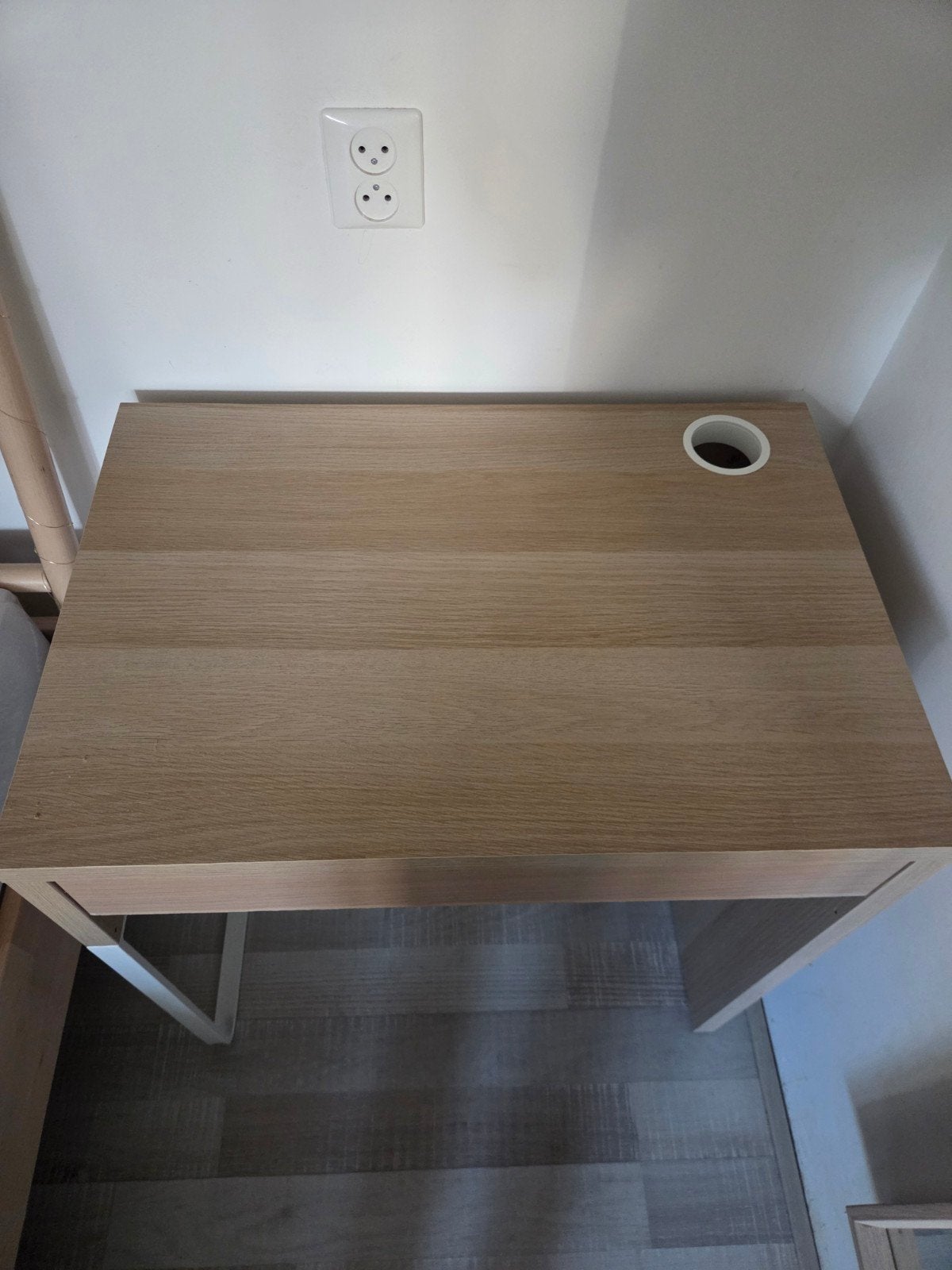 IKEA MICKE desk / oak effect, Ophalen, Gebruikt, Bruin, Computerbureau