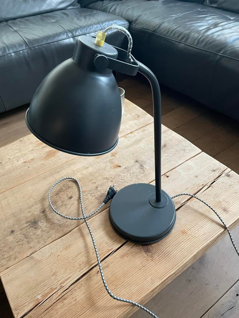 Ikea bureaulamp - Zwart, gebruikt, Ophalen of Verzenden, Gebruikt, Metaal, Minder dan 50 cm