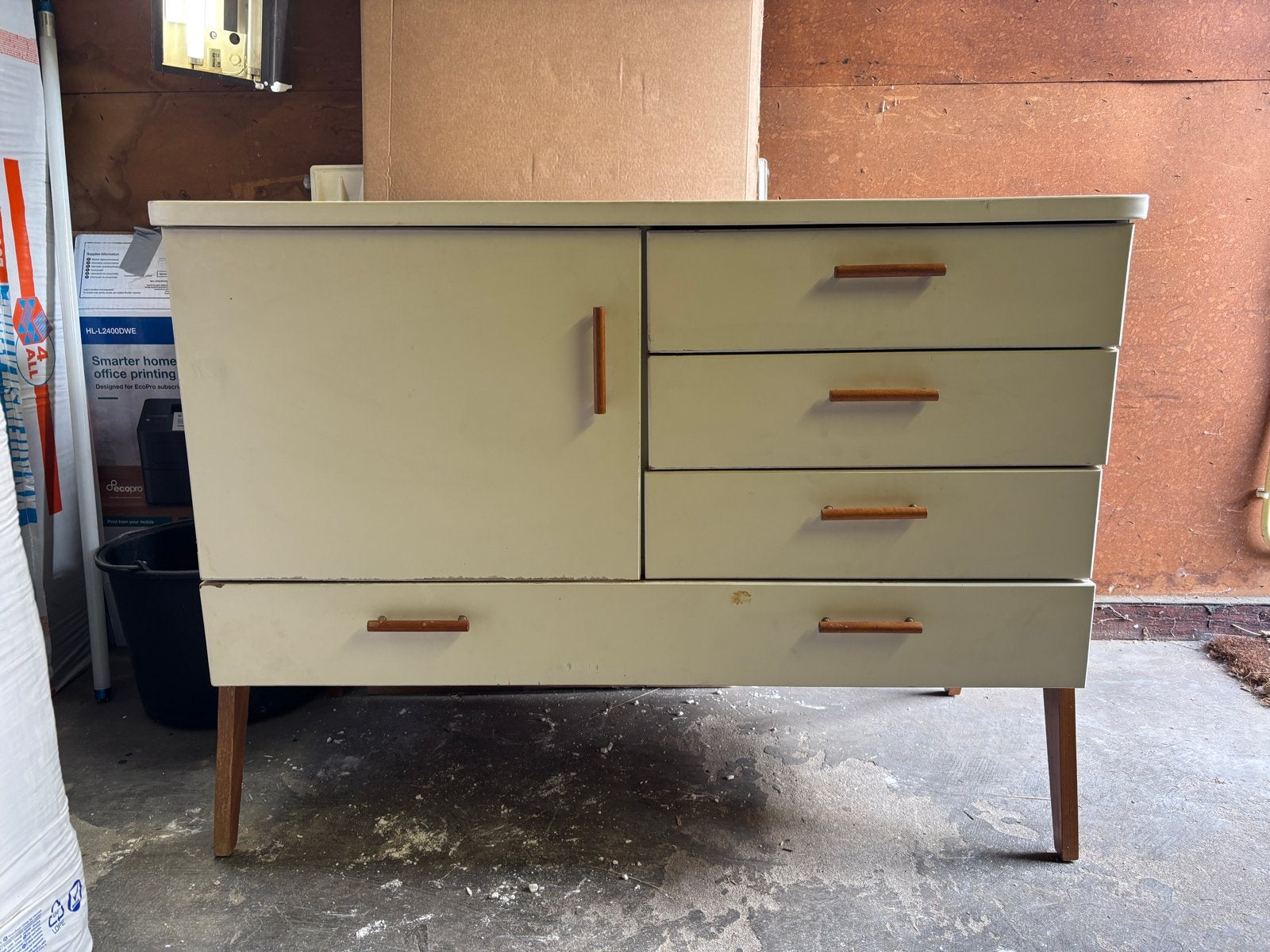 Vintage mid century dressoir, Ophalen