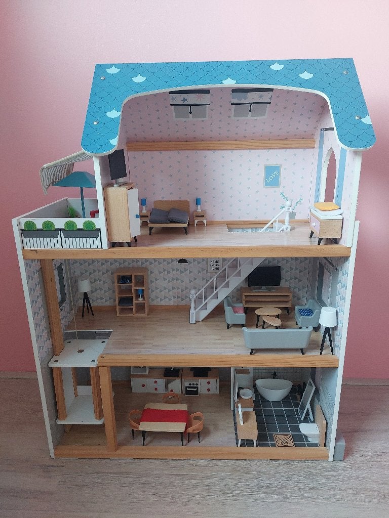 Poppenhuis hout, Ophalen of Verzenden, Gebruikt, Poppenhuis