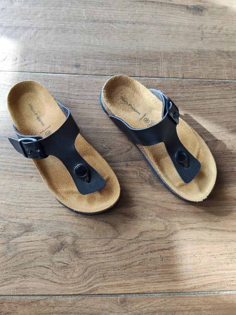 Hush puppies leren sandalen maat 32, Kinderen en Baby's, Kinderkleding | Schoenen en Sokken, Ophalen of Verzenden, Zo goed als nieuw