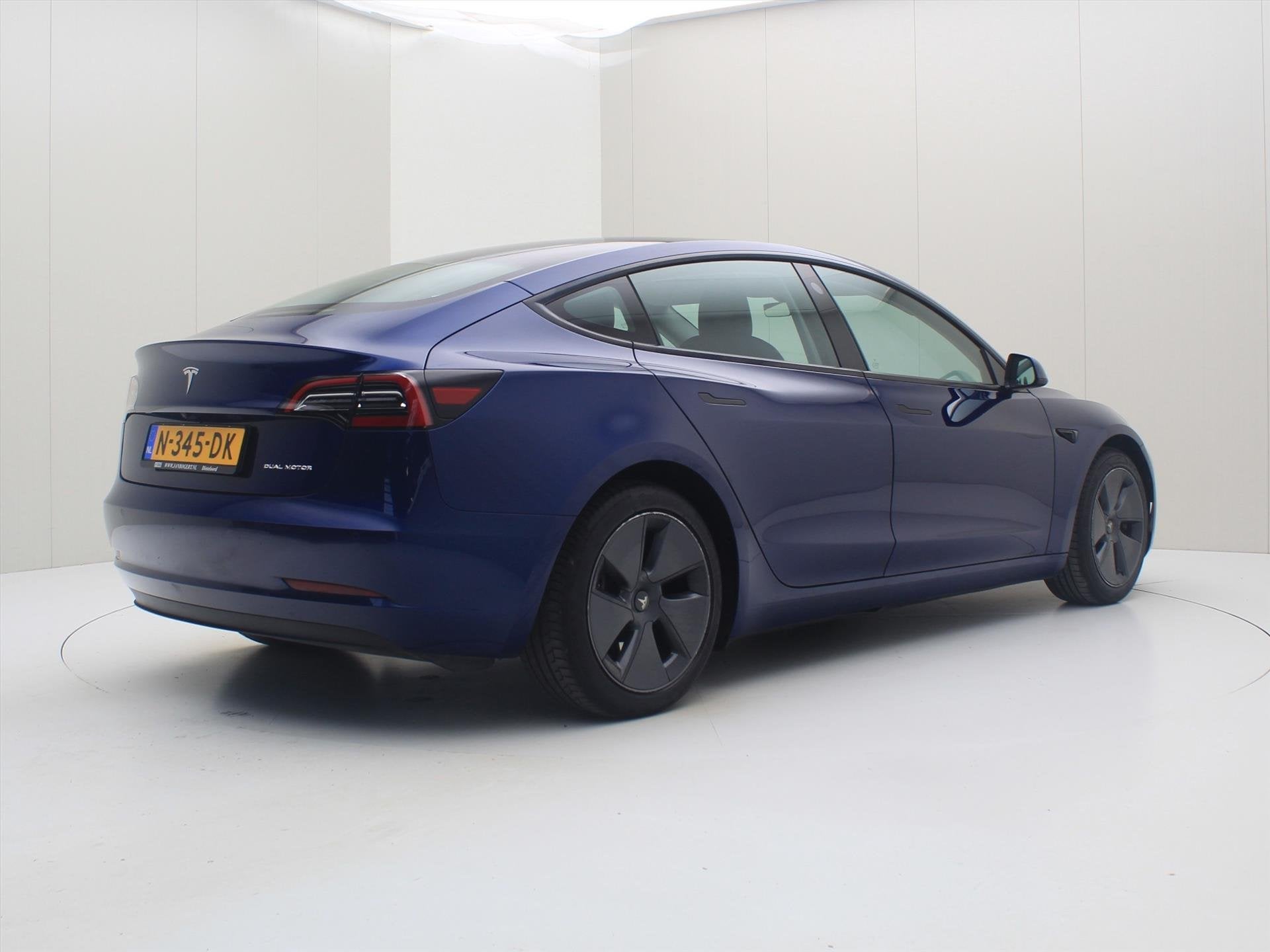 Tesla Model 3 Long-Range AWD 351pk 75 kWh FACELIFT 92,9% SoH, Auto's, Automaat, Gebruikt, Zwart, Blauw