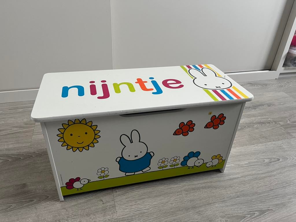 Nijntje opbergkist incl verkleederen meisje, Ophalen of Verzenden, Zo goed als nieuw, 50 tot 100 cm