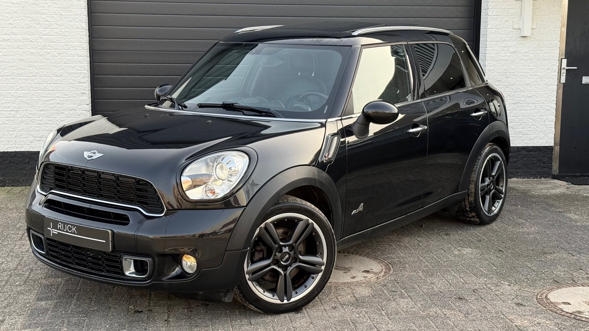 Mini Mini Countryman 1.6 Cooper S ALL4 Chili | Pano | HK Aud, Euro 5, 1380 kg, Gebruikt, Zwart
