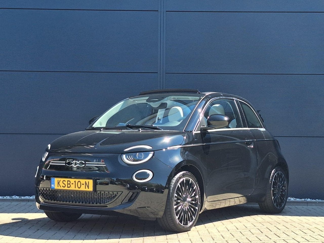 Fiat 500C La Prima 42 kWh (bj 2026, automaat), Auto's, Automaat, Gebruikt, 118 pk, Cabriolet