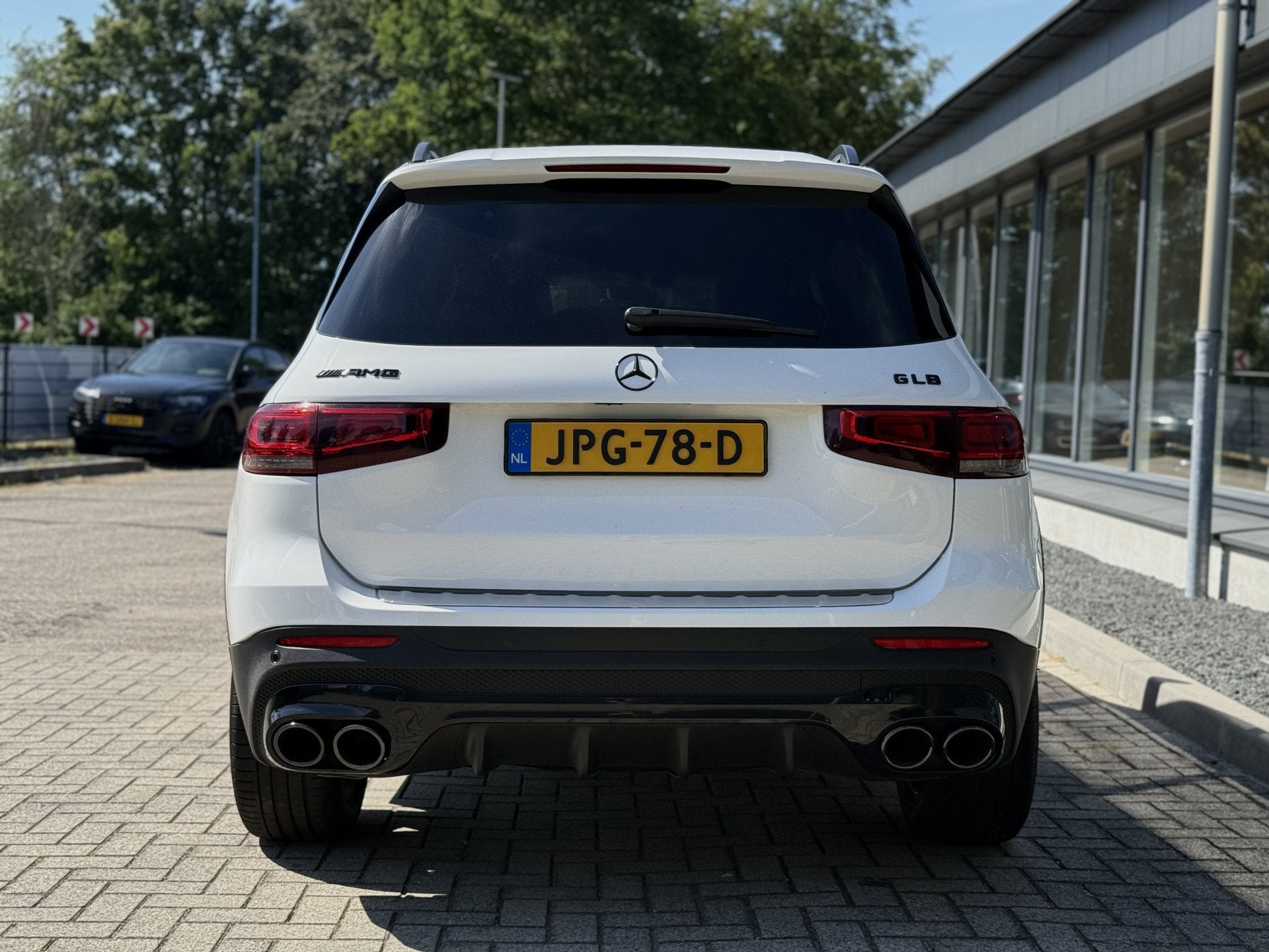 Mercedes-Benz GLB 200 Business Solution AMG (bj 2020), Dealer onderhouden, Automatische klimaatregeling, 4 cilinders, Wit