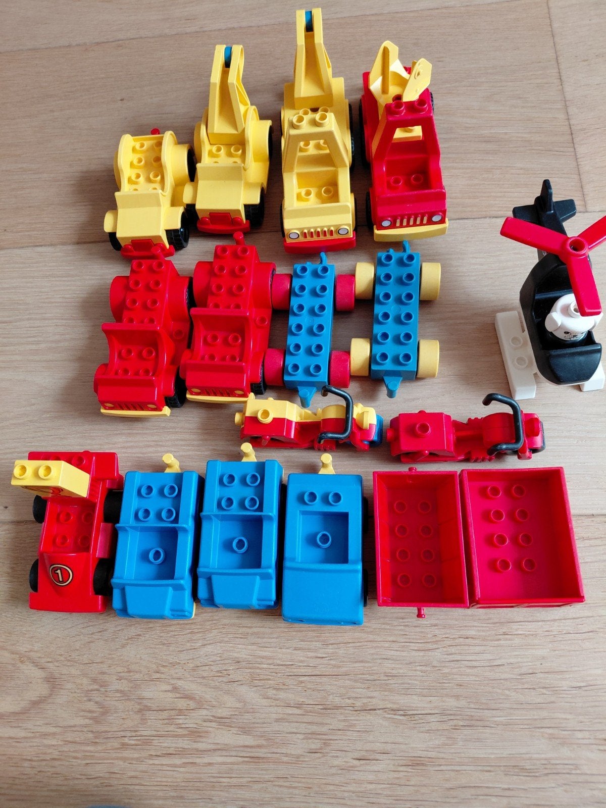 Lego Duplo Voertuigen: Auto's, Karretjes. Helikopter, Inclusief extra onderdelen, Lego, Overige typen, Ophalen of Verzenden