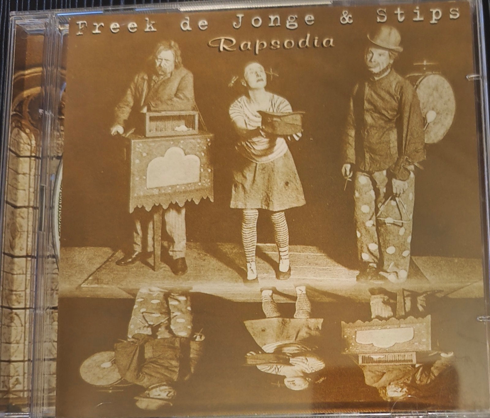 Freek de Jonge & Stips - Rapsodia (CD), Ophalen of Verzenden, Zo goed als nieuw, Album, Inclusief boekje