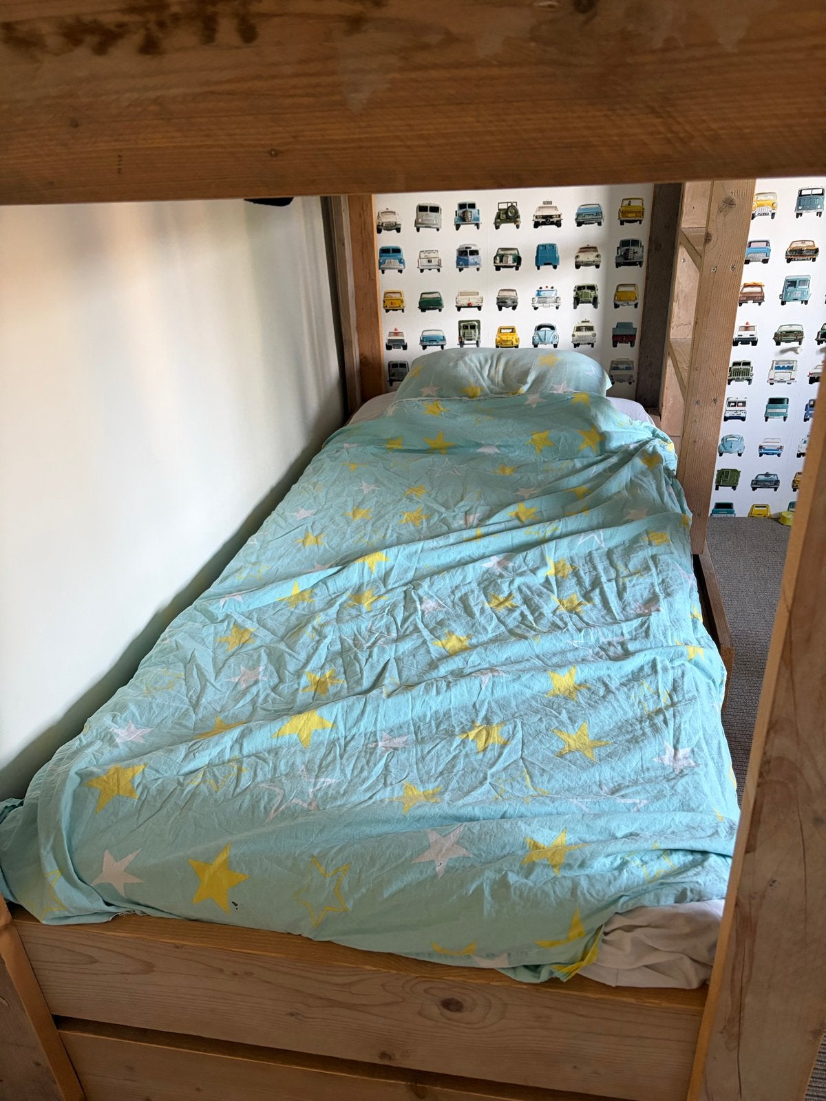 Stevig houten stapelbed met opberglades, Ophalen, Gebruikt, 90 cm, 160 tot 180 cm
