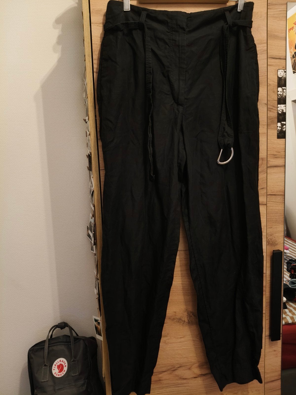 COS Zwarte Broek met Strikceintuur - Maat 42, COS, Zwart, Maat 42/44 (L), Ophalen of Verzenden