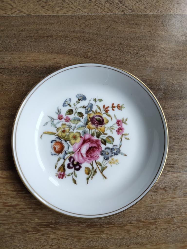 Royal Worcester Bone China Schoteltje met Bloemen, Ophalen of Verzenden