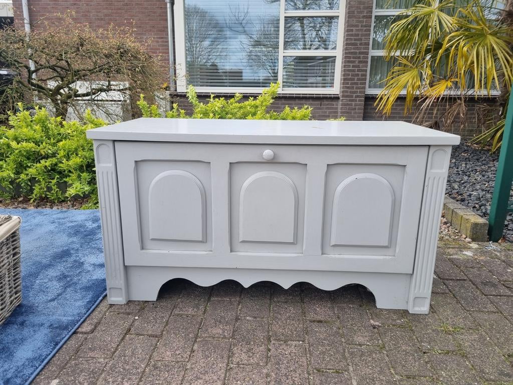 Grijze kast, Ophalen, Gebruikt