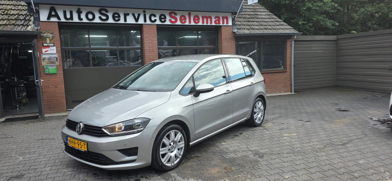Volkswagen Golf Sportsvan 1.4 TSI 92KW DSG 2015 Bruin, Auto's, 125 pk, Navigatiesysteem, 4 cilinders, Bruin