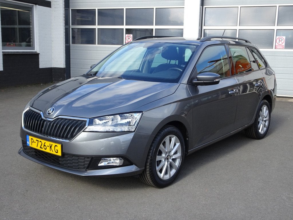 Skoda Fabia Combi 1.0 TSI Ambition Automatische airco, parke, Auto's, Skoda, Voorwielaandrijving, Stof, Gebruikt, 1036 kg