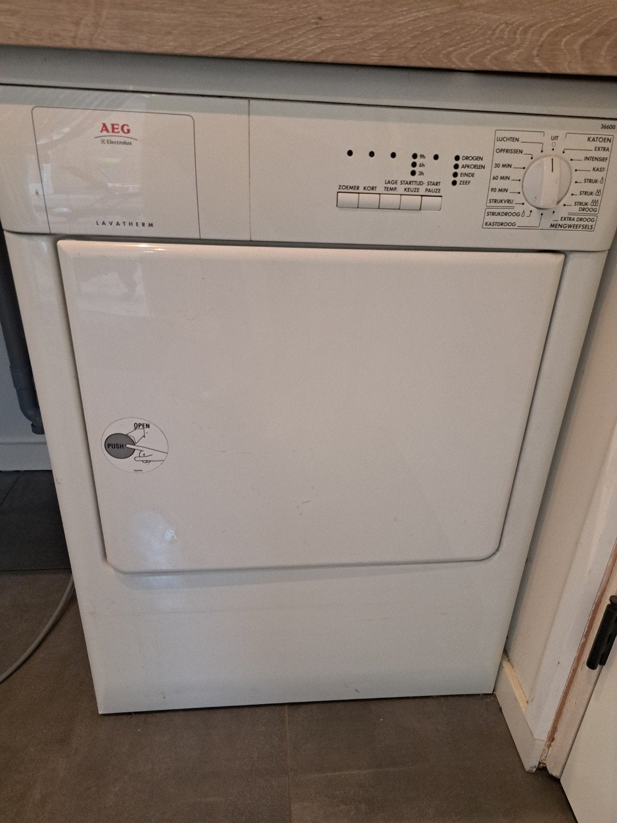 AEG Lavatherm 36600 Luchtafvoer Wasdroger, Witgoed en Apparatuur, Wasdrogers, Gebruikt, Luchtafvoer, Voorlader, 6 tot 8 kg, 85 tot 90 cm