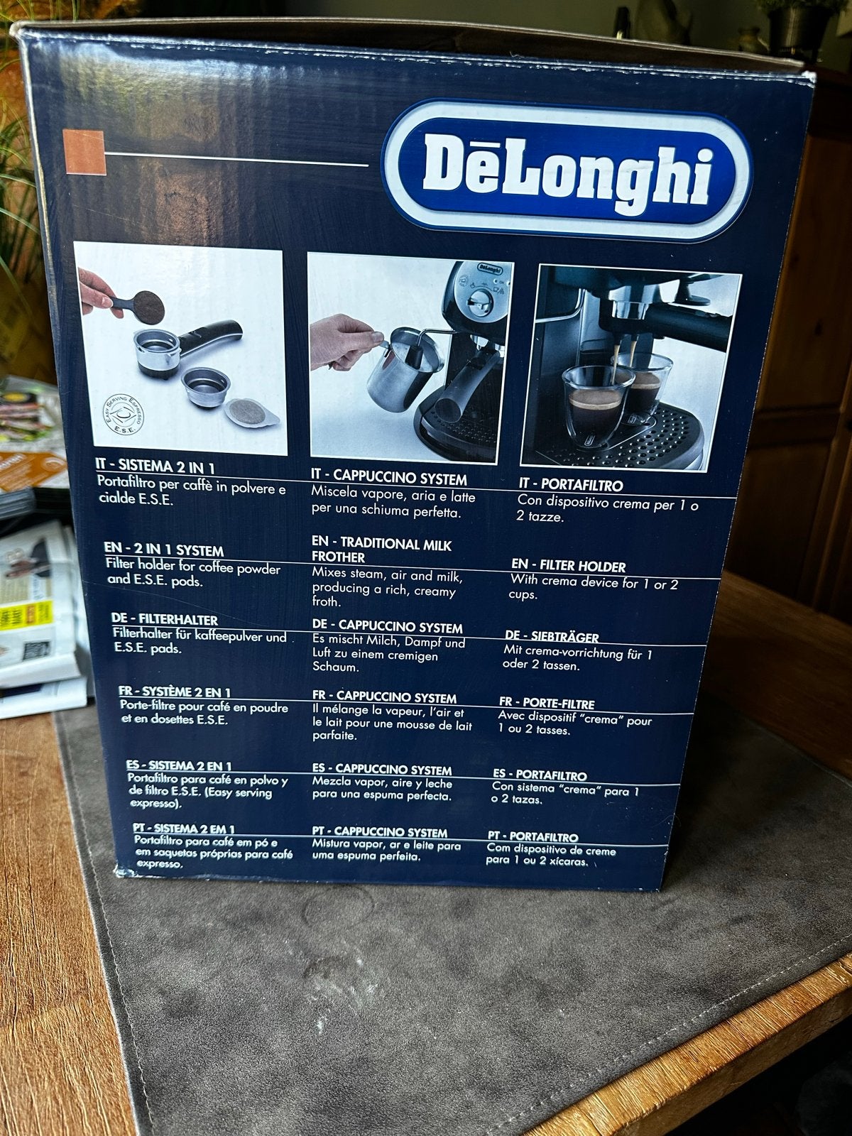 De'Longhi EC201CD.B Espresso- en Cappuccinomachine, Espresso apparaat, Gemalen koffie, Zo goed als nieuw, 2 tot 4 kopjes