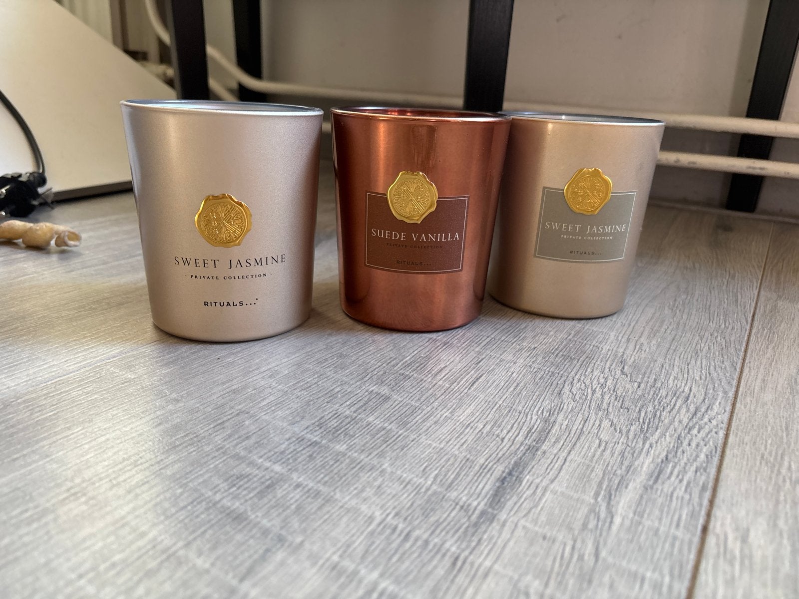 Rituals geurkaarsen - Sweet Jasmine & Suede Vanilla, Ophalen, Meerkleurig, Rituals, Kandelaar