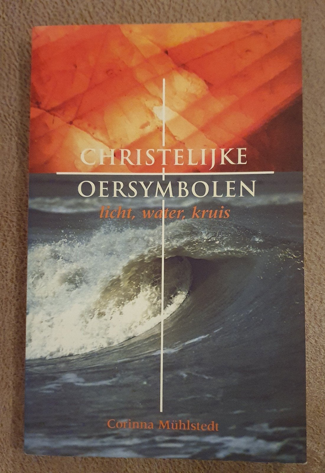 C. Muhlstedt - Christelijke oersymbolen., Ophalen of Verzenden, Zo goed als nieuw