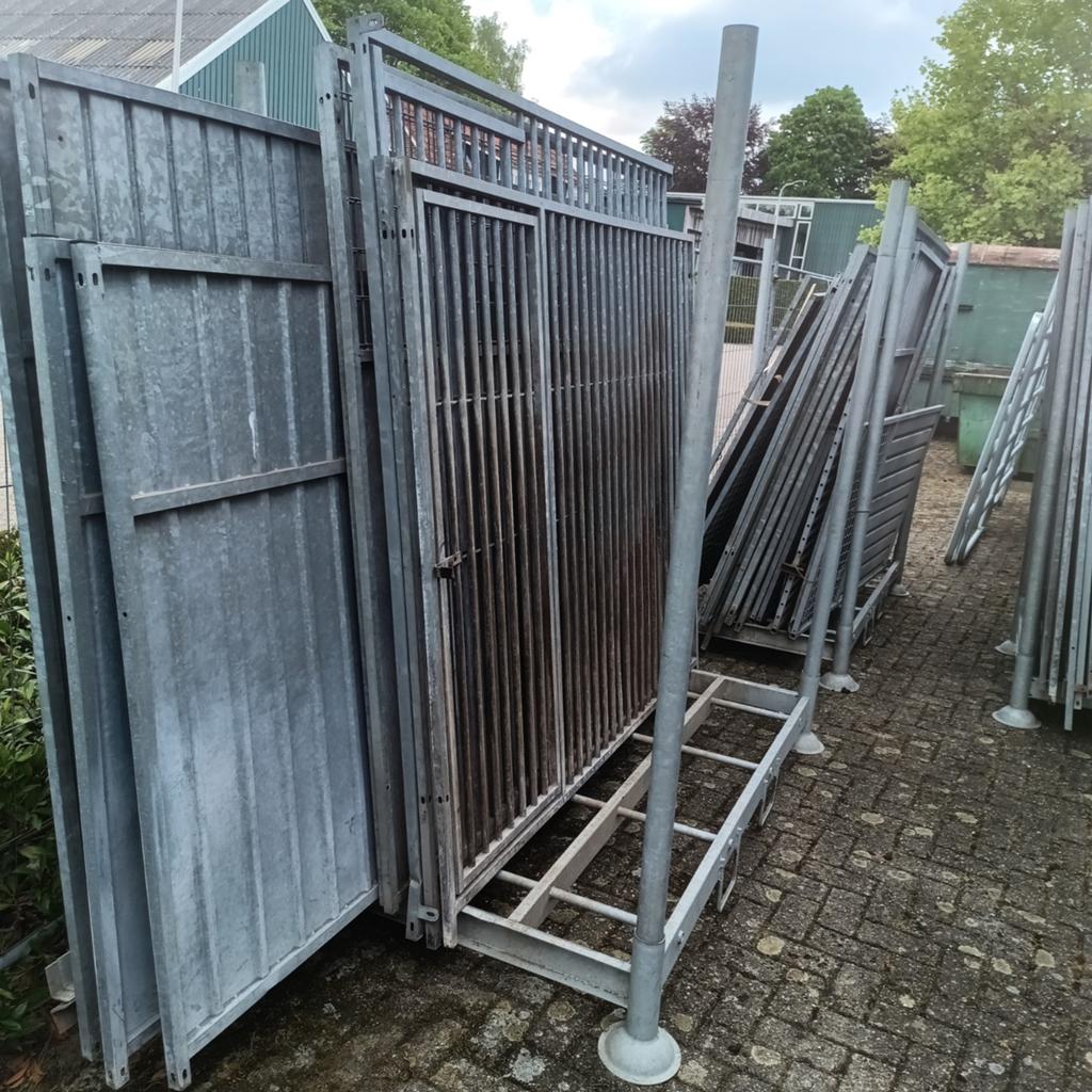 2 panelen 2m + 2m deur spijlen 5cm. Hondenkennel, Ophalen, 110 cm of meer, 100 cm of meer
