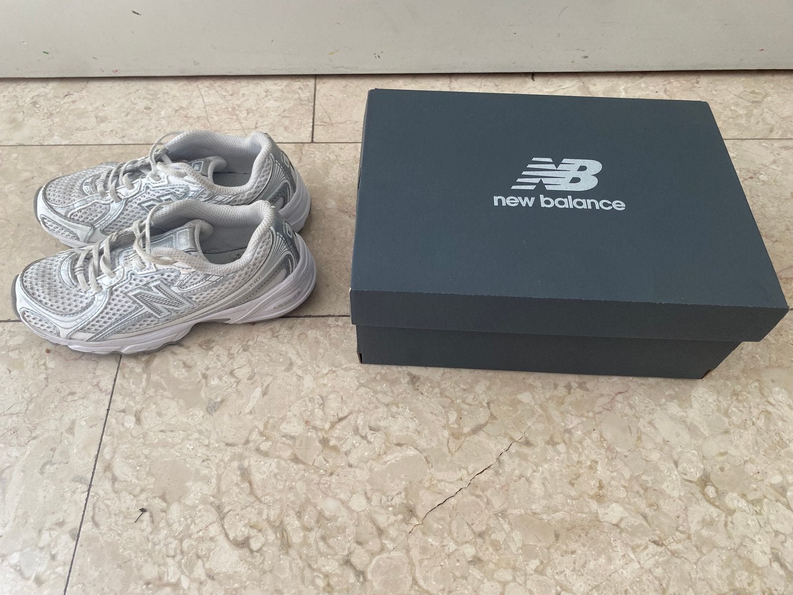 New balance maat 30 nieuw, Ophalen of Verzenden