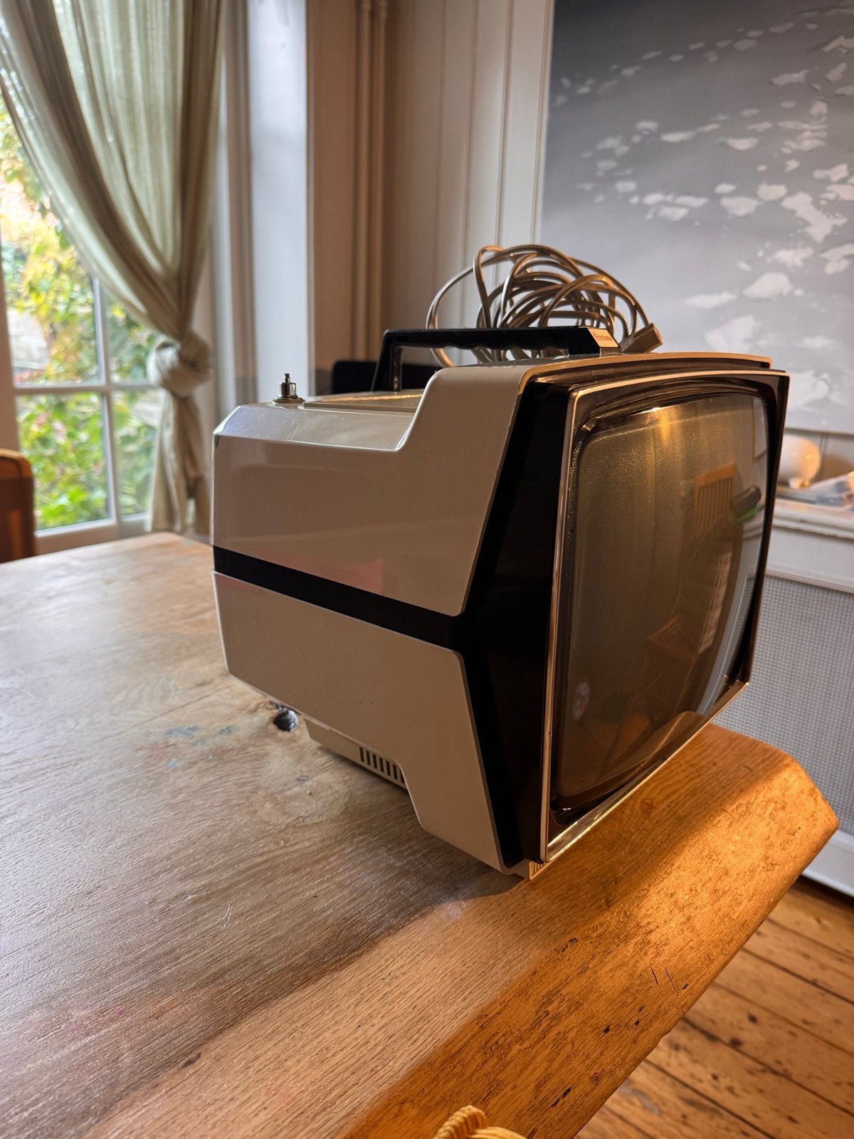 Vintage Aristona zwart-wit televisie uit jaren 70, Ophalen of Verzenden