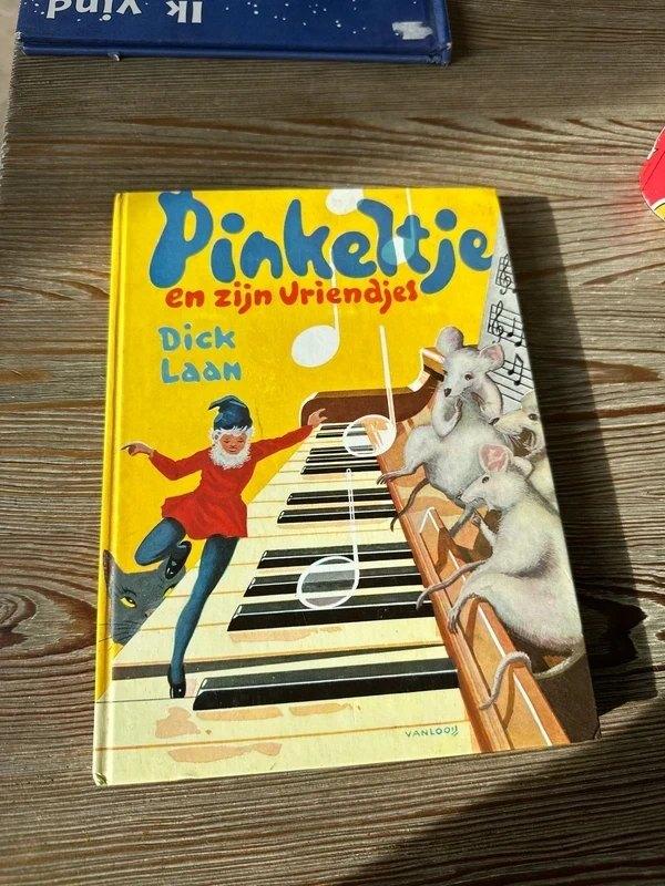 Pinkeltje en zijn vriendjes, Ophalen of Verzenden, Gelezen, Sprookjes