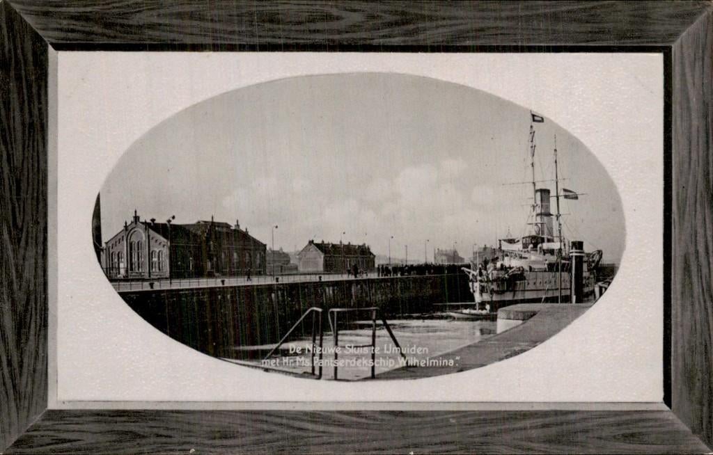 IJmuiden - Nieuwe Sluis - Hr.Ms. Pantserdekschip Wilhelmina, Verzamelen, Ansichtkaarten | Nederland, Ongelopen, Noord-Holland
