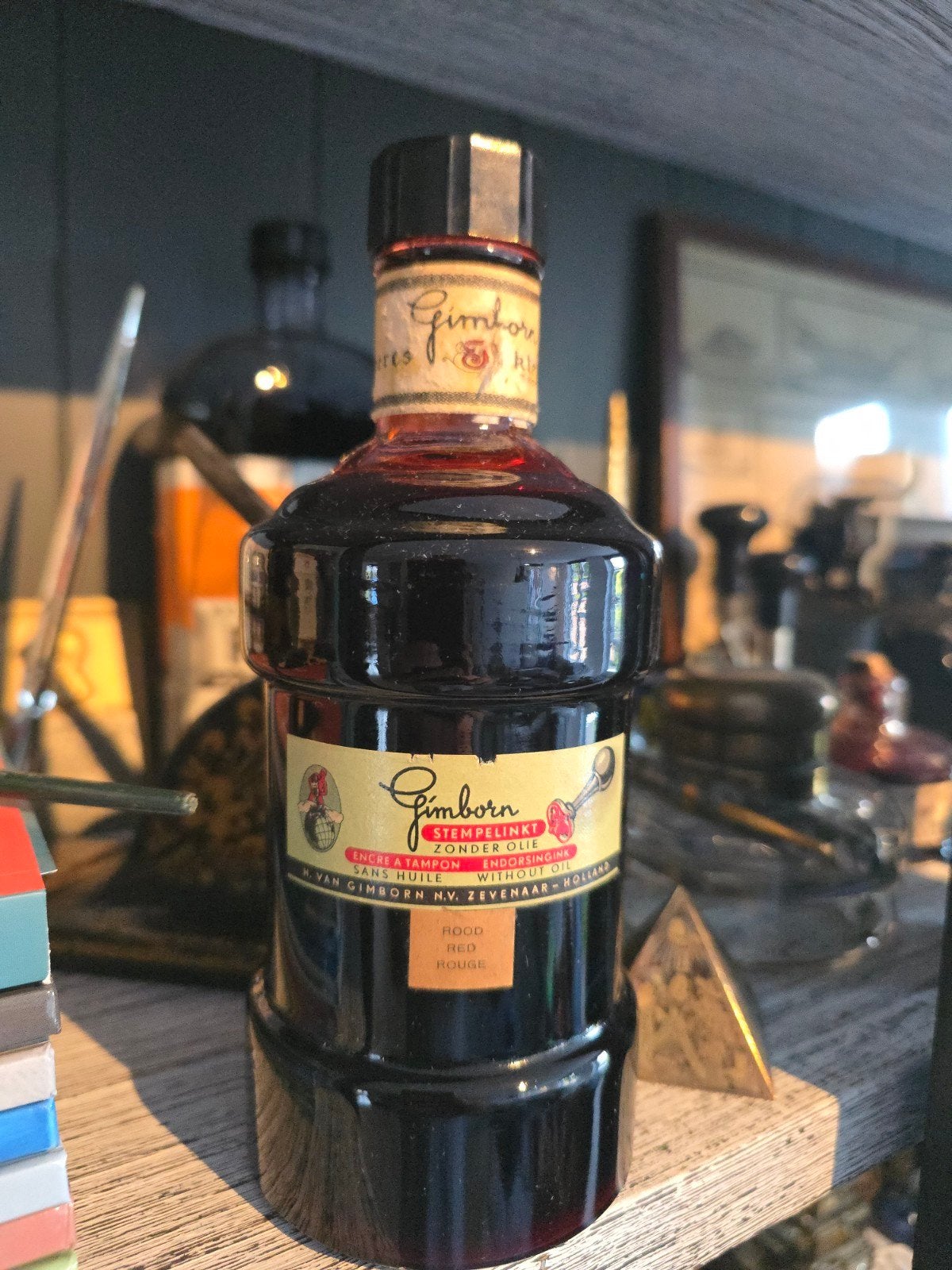 Antieke 1/2 Fles rode stempelinkt H. Van Gimborn NV Zevenaar, Ophalen of Verzenden