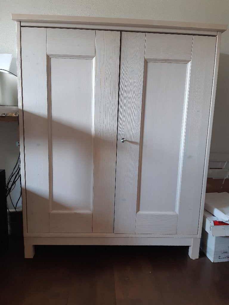 Houten  witte IKEA kastje, Ophalen, Gebruikt