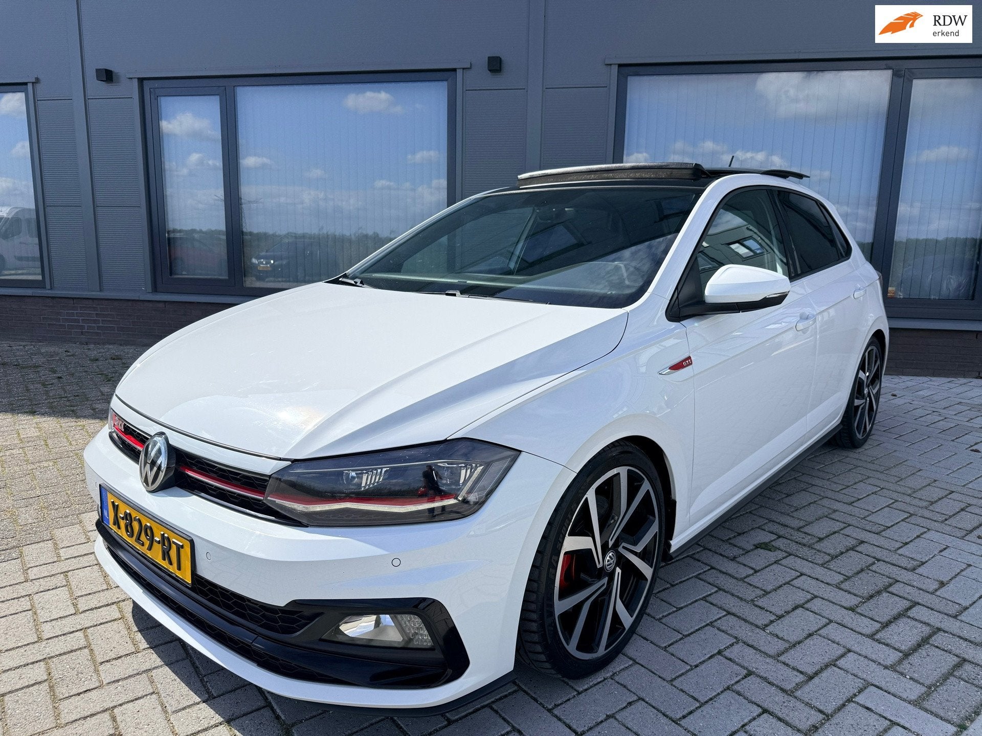 Volkswagen Polo 2.0 TSI GTI|Automaat|ACC|Pano|Digitaal cocpi, Auto's, Stof, Gebruikt, 4 cilinders, 1984 cc