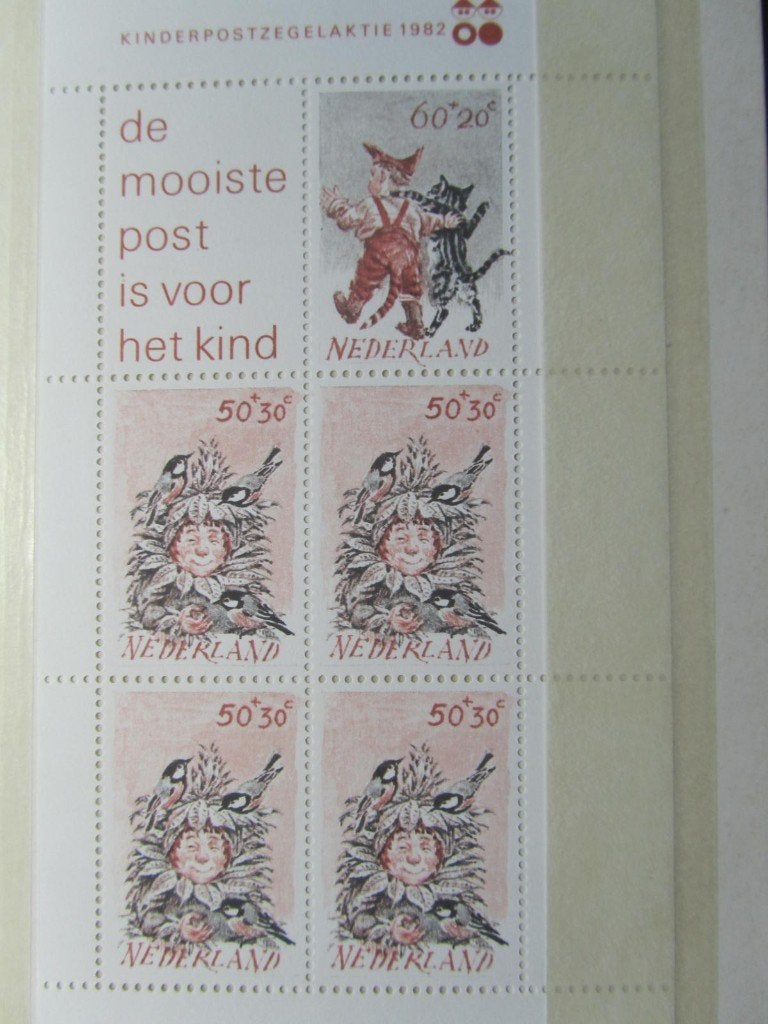 vel kinderpostzegels 1982, Ophalen of Verzenden