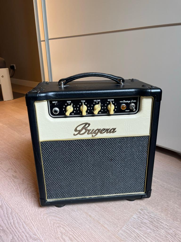 Bugera V5 Infinium buizen gitaarversterker, Ophalen, Gebruikt, Gitaar, Minder dan 50 watt